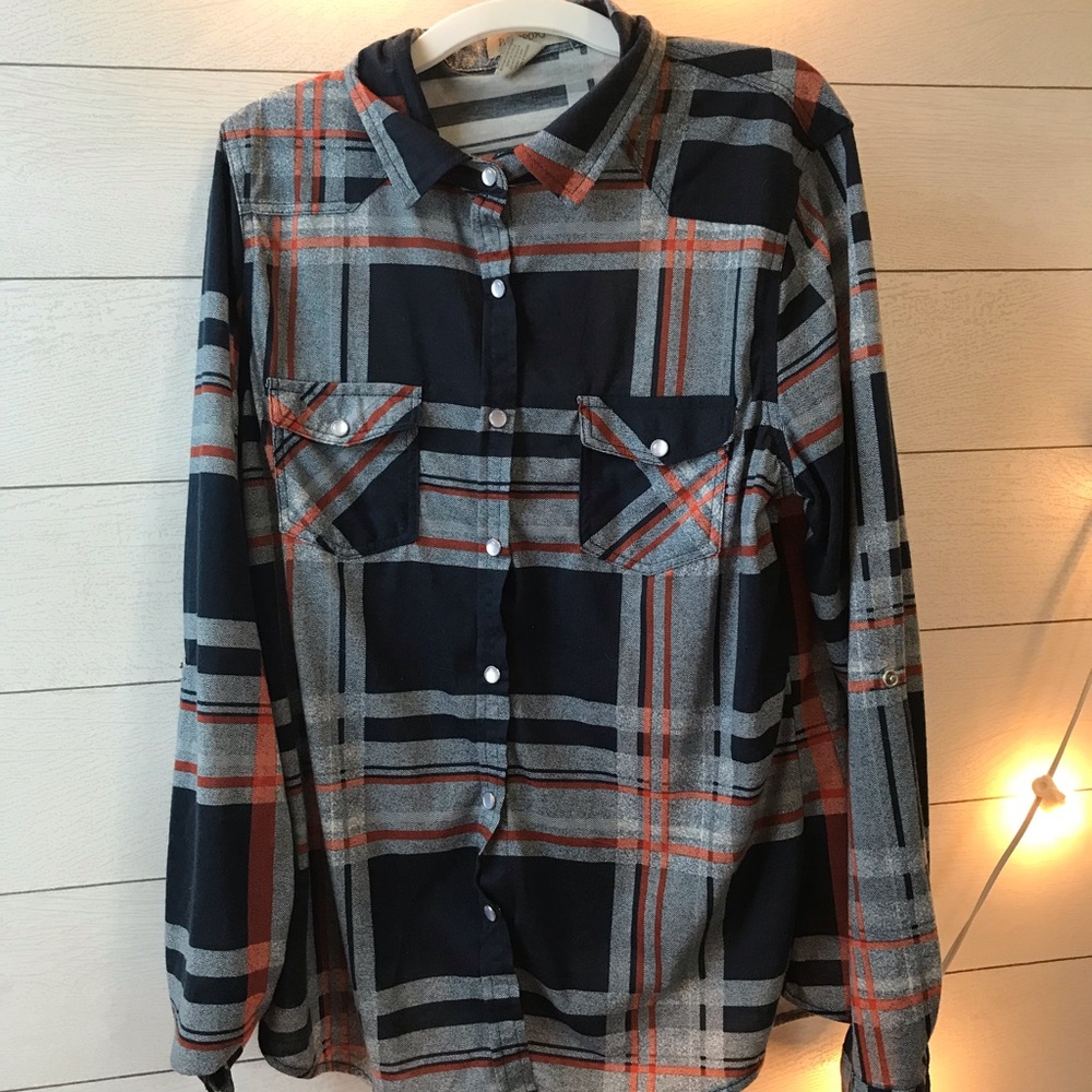 Navy blue plaid shirt💙